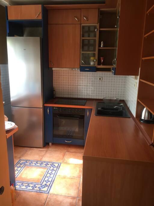 Center, Private Garage, Danube & Fortress, 3 Bdrm 2 Bath Novi Sad Bagian luar foto