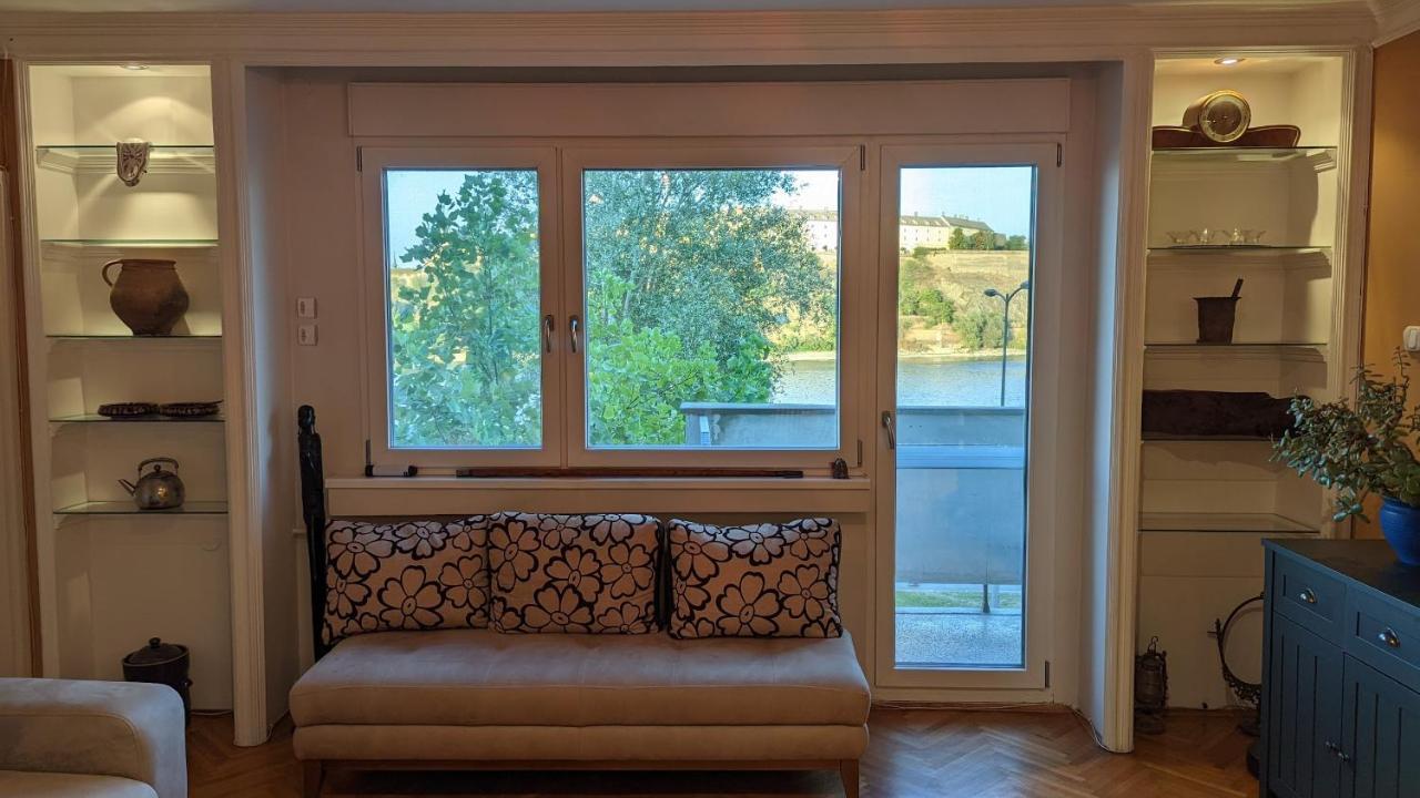 Center, Private Garage, Danube & Fortress, 3 Bdrm 2 Bath Novi Sad Bagian luar foto